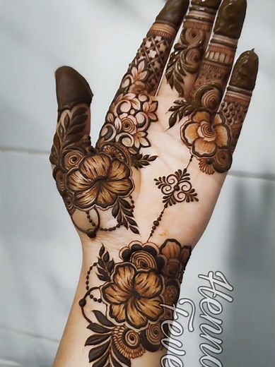 Stunning Henna Fever Mehndi Designs for Every Occasion