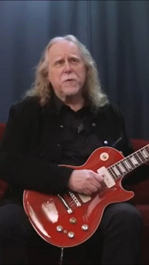Warren Haynes stopped by Guitar World to play and talk through some of his favorite Allman Brothers Band riffs. Check out the full session now to watch Warren play and reflect on “Statesboro Blues,” “In Memory of Elizabeth Reed,” “Kind of Bird,” and “End of the Line.” He also shares stories about tone, tuning, and the riffs that helped shape his sound. 🎥 Watch the full feature - link in the comments. #WarrenHaynes #GuitarWorld #AllmanBrothers #StatesboroBlues #SlideGuitar #MillionVoicesWhisper