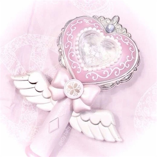 I got this bag a present from my online friend so I’m really grateful!#foryoupage#pink#photocard#aesthetic#pinkgirl