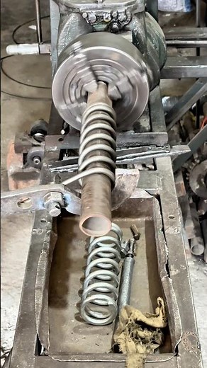 Old Workshop Spring Maker 🔧 Turning Rod Into Engineering Perfection #springmaking