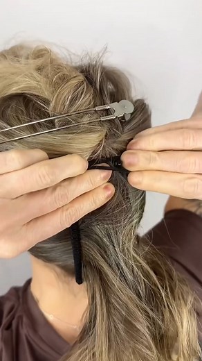 The easiest bun hack for short hair! | Sweethearts Hair
