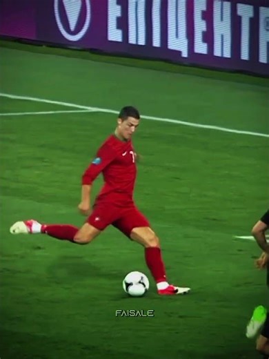 When CR7 sat the defender down ! Iconic Goal 🤯🇵🇹#Ronaldo #CR7 #Football #Soccer #Portugal #Skills