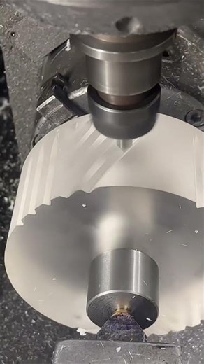 CNC Creating Precision Patterns #cnc #metal #machine #tools #parts