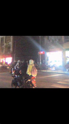 Navigating Crowds Effectively