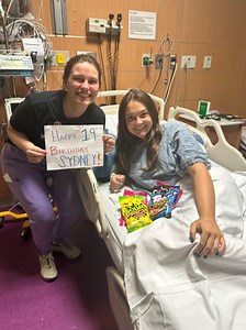 Our staff really knows how to rally around our patients for every milestone during their time at Children’s! 💚 When Sydney’s nurses realized she’d be spending her 19th birthday at our Scottish Rite Hospital, they went above and beyond to make it an unforgettable birthday. From surprising her with a birthday celebration in her room to gifting her all her favorite treats, Sydney was surrounded by so much love from all the nurses who’ve cared for her. It was truly a special day she will never forg