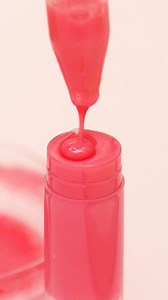 Rub a dub dub crayons in a tub! A great craft for the kids! | Crafty