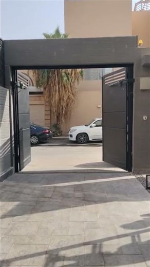 PROTECO SWING GATE WITH REMOTE CONTROL