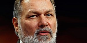 On Trial for Crime Against Humanity, Homophobe Scott Lively Begs for Cash