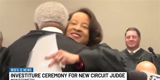 Investiture ceremony held for new circuit judge