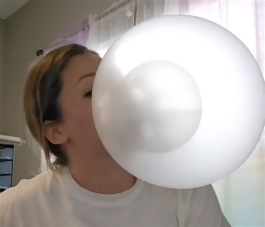 Watch a cool bubble gum trick