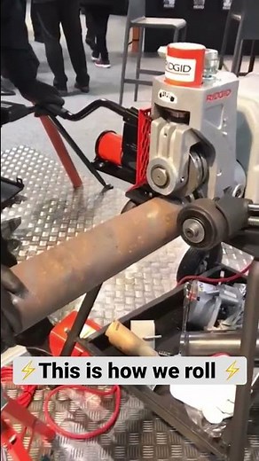 RIDGID 918 Roll Groover in action 😎