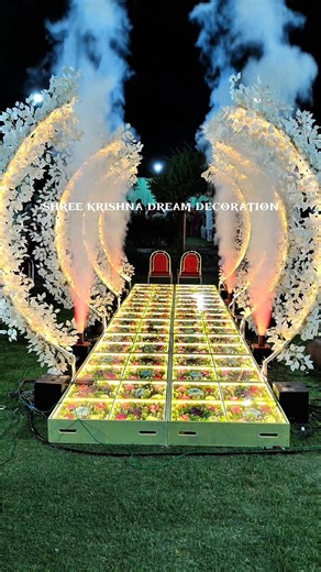 Mirror glass entry #viral #wedding #ytshorts #eventmanagement #eventplanner #youtubeshorts #decor