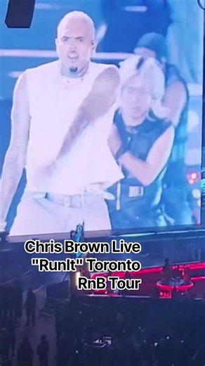 Chris Brown RnB Tour Live "Run It" Toronto concert best concert 8/26 #chrisbrown #concert #toronto