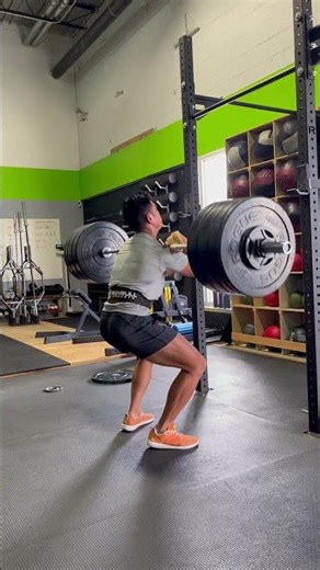 315x5 front squat