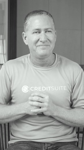 Flipping houses without breaking the bank? Getting a business credit line can have covered. #HouseFlipping #RealEstateHack #BusinessLineCredit #businessowner #businesssuccess #success | Credit Suite