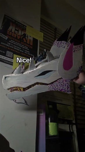 two sides of a dragon... #artandcraft #carboard #paperdragon #puppet #homemadepapercraft #dragon