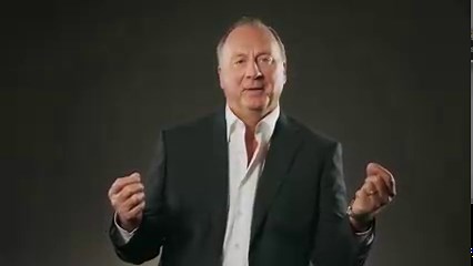 Meet Chris Ellison, Founder and Managing Director of MinRes and keen fisherman. Born and raised in New Zealand, Chris left school at the age of 15, and made his way to Australia in search of opportunity. He got his crane driver’s ticket and worked in the Pilbara and NT before founding his first company, Karratha Rigging, which was acquired by Walters Wright Industries when Chris was just 25 years old. From there, Chris went on to found Genco Ltd which merged with Monadelphous Group, with Chris l