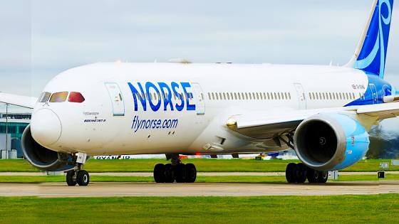 Boeing 787-9 Takes Off Empty