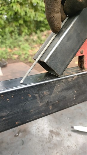 17M views · 151K reactions | Smart craftsman technique for making 45° square profile iron pipe connections | Welderman | Facebook