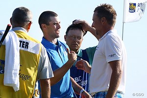 “ユーチューバー”ブライアンが初勝利 マキロイと曲芸共演も