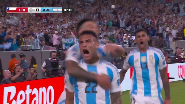 Lautaro Martínez scores in the 88th minute to give Argentina a 1-0 lead over Chile | 2024 Copa América