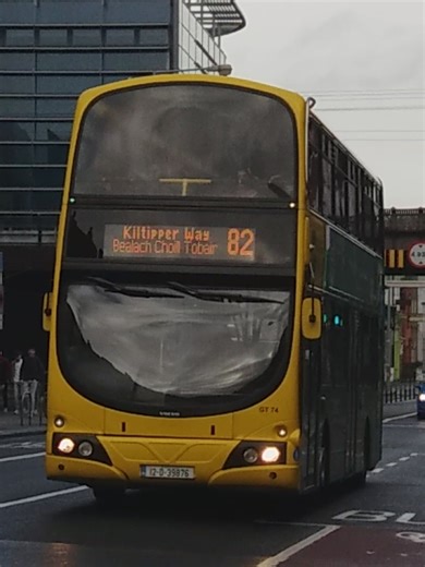 Dublin Bus | B9TL Gemini 2 | GT74 | 82 to Kiltipper | @ Pearse Station | 01/2/26