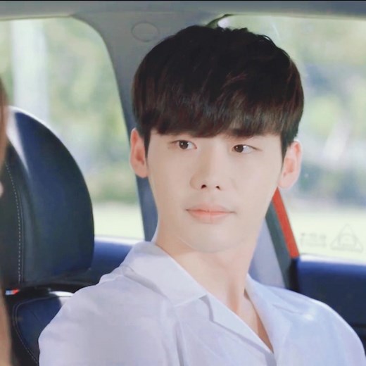Romantic Kissing Scene Between Two Worlds | Lee Jong Suk & Han Hyo Joo
