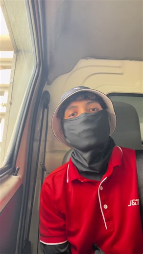 Kesabaran Diperlukan: Cabaran Penghantaran J&T Express