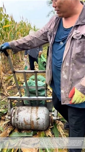 Scrapped gas tanks transformed into trolleys, rural version of "automatic power-assisted trailers"