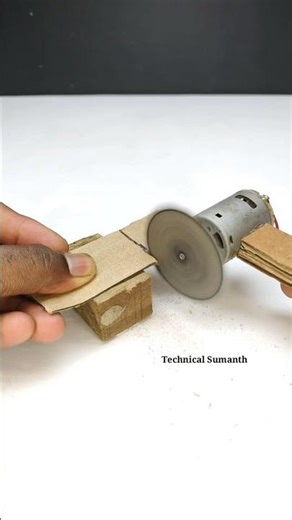 This Tiny Machine Cuts Wood Easily