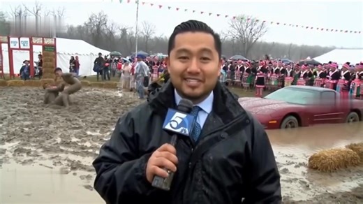 Luckily we didn’t go to the Hmong new year in Oklahoma, poor corvette lol. #HmongNewYear #hmongTea | Joseph Vang