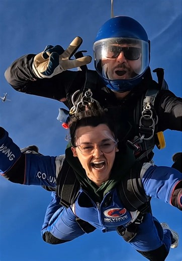A fine example of fear turning to elation in a matter of seconds ✌️ 📷 @robmjohns #reaction #adrenaline #skydive #skydiving #epic