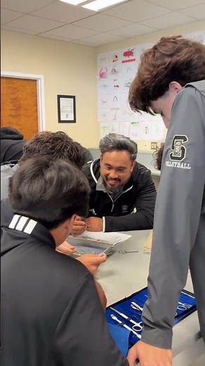 Earthworm Dissection in Mr. Jugo's Class | Servite High School