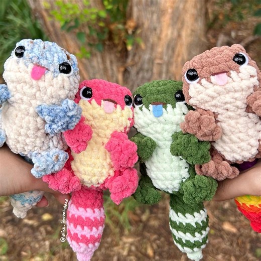 Handmade Crochet Gecko Plushie | Colourful Lizard Bagchain Accessory | Chubby Mini Reptile Plush | Cute Amigurumi Gift - Etsy