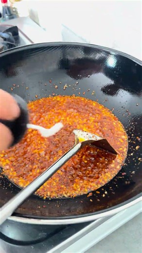 Mie chili oil