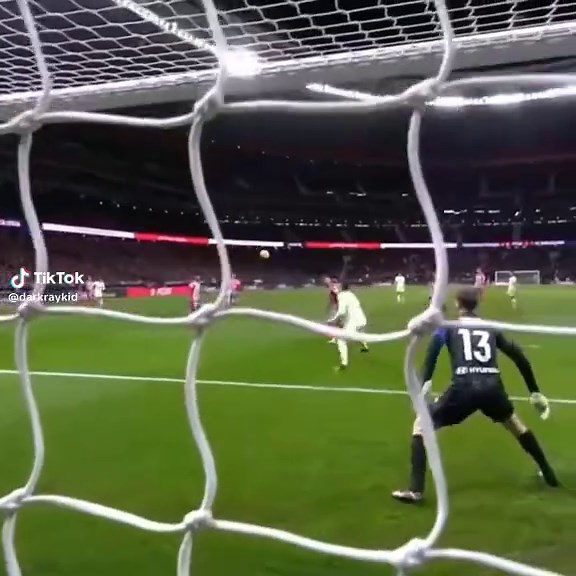 Ferran Torres: From Barcelona to Atlético Madrid Insights