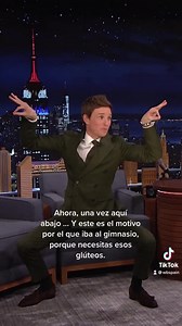699K views · 27K reactions | Eddie Redmayne nos enseña cómo hacer el baile de la mantícora en @fallonnight. Aviso: es más difícil de lo que parece. #LosSecretosDeDumbledore, ya en cines. | Harry Potter | Facebook