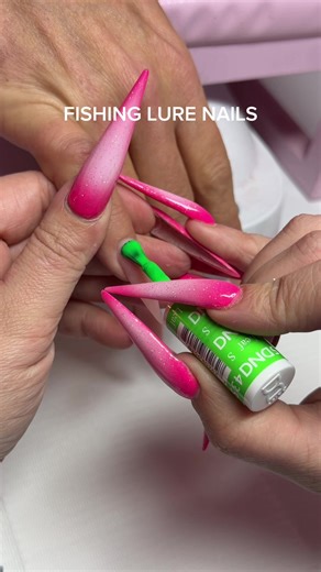 Easy Nail Designs Using Airbrush Techniques