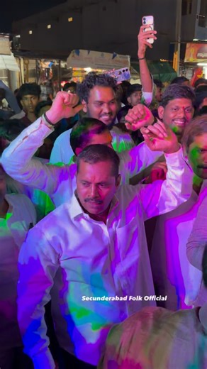 SECUNDERABAD FOLK OFFICIAL on Instagram: "Marredpally Golla Kittu Anna Dance With Boina Sai Yadav #shorts #dance #marredpallykittuyadav #viral #bonalu"