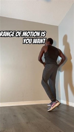 Medicine Ball horizontal twist to wall