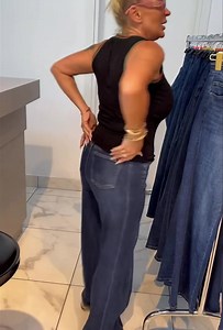 107K views · 307 reactions | NOWOŚĆ  SPODNIE PUMPKI CIEMNY JEANS S M L XL XXL JUŻ DLA WAS JADĄ DUŻO STRECZU ✨ | Fashion Sylvia. | Facebook