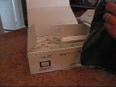 Unboxing the Asus Eee PC