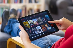 Os filmes e séries mais populares da Netflix no Brasil em 2020