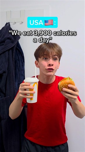 Who Eats The MOST Calories? 🍔🤣