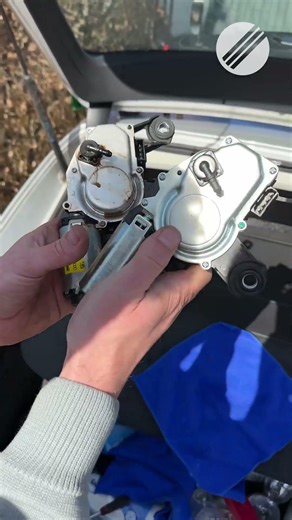 Rear windscreen wiper repair #audi #a4 #avant