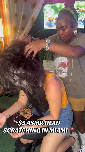 990K views · 15K reactions | ASMR head scratching in Miami  #reelschallenge #wellbeing #wellness #reel #relax #reels #sleep #relatable #asmr #love #massage #massagetherapy #Amazing | Scratcher Girls | Facebook