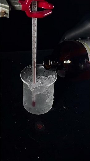 【意外】と知られていない「濃硫酸」の性質