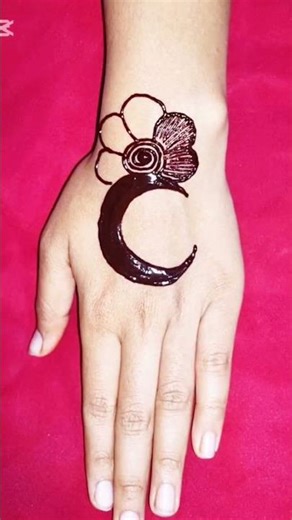 style mehndi design back hand ll moon eid mehndi design 🌙🌙lleasy mehndi design 🌸🌸