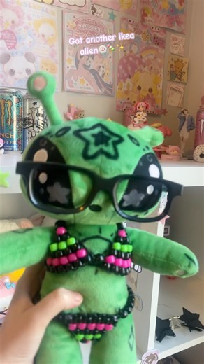 New on is glimbo and the other is gerbert🍥 #ikeaalien #cutecore #scene #alien #ddlc #anime #cute