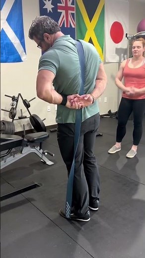 How to: Banded Trap Stretch
